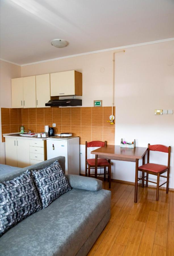 Apartman Ivana Apartment Subotica Exterior photo